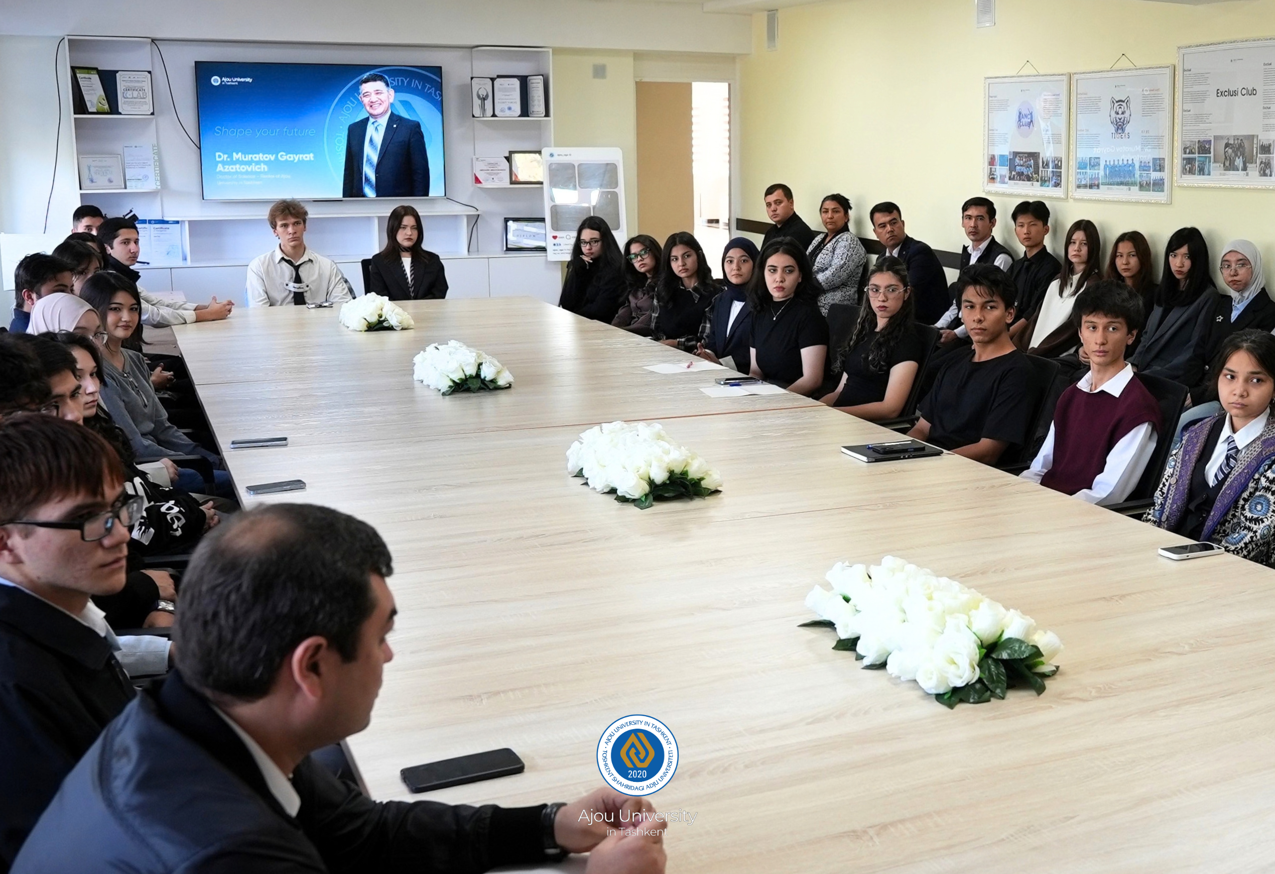 MEETING BETWEEN THE RECTOR AND STUDENTS
